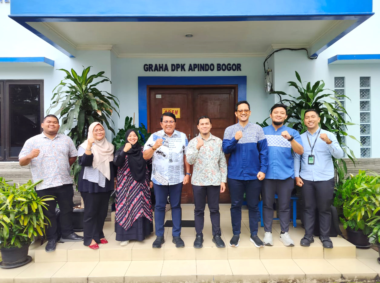 Audiensi Dirut Bank Hijra dan Tim ke Kantor Graha DPK APINDO Kabupaten Bogor.